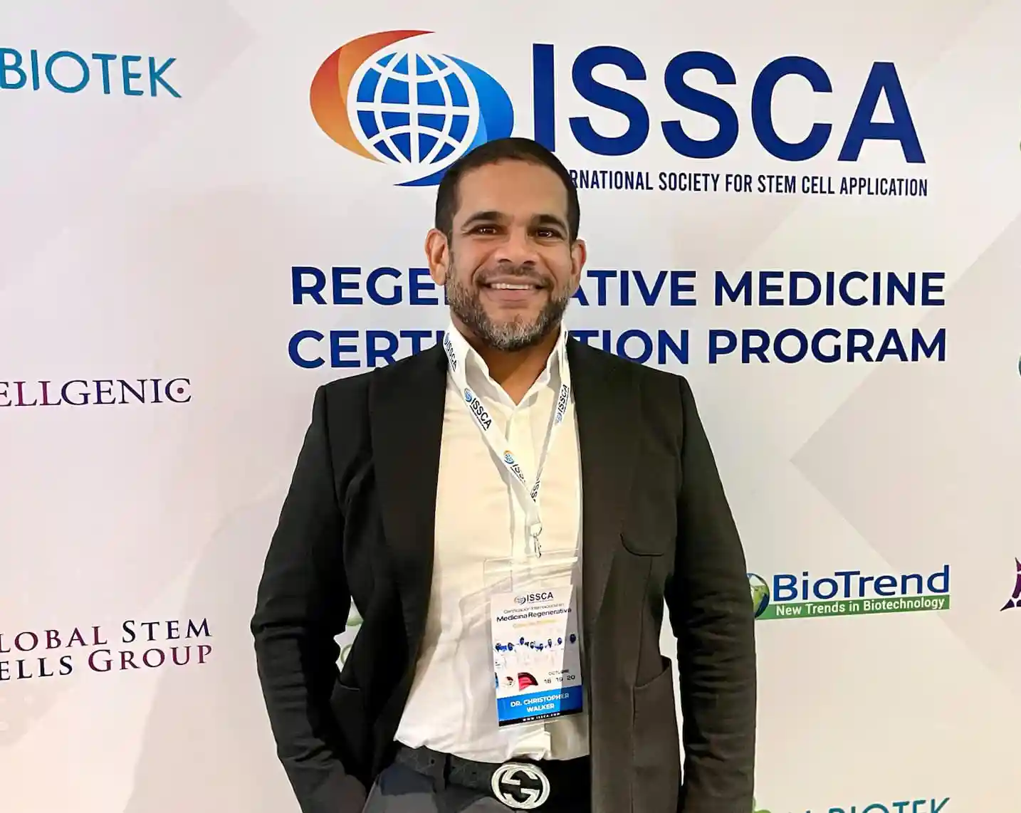 Dr Christopher Walker of Denver Colorado at ISSCA Regenerative Medicine conference